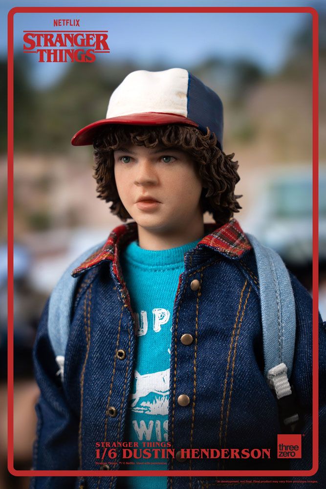 Stranger Things Action Figure 1/6 Dustin Henderson 23 cm
