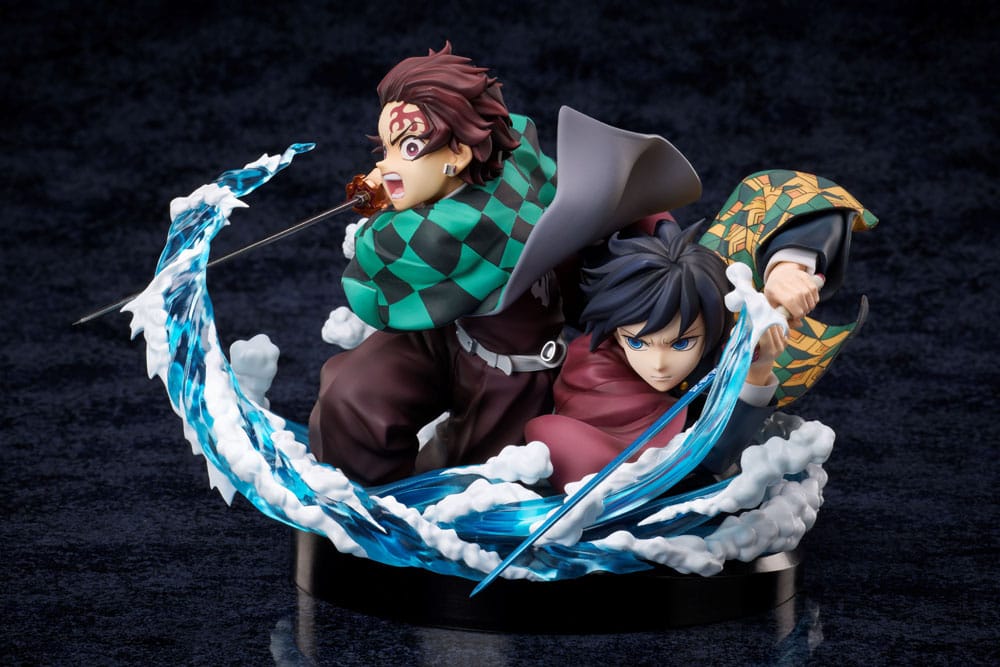 Demon Slayer: Kimetsu no Yaiba PVC Statue Tanjiro & Giyuu 13 cm