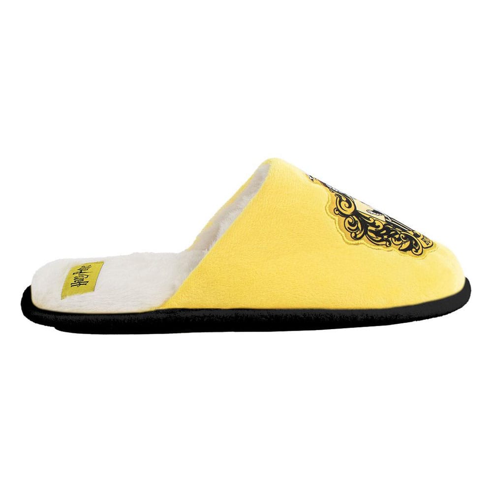 Harry Potter Slippers Hufflepuff Assortment (12)