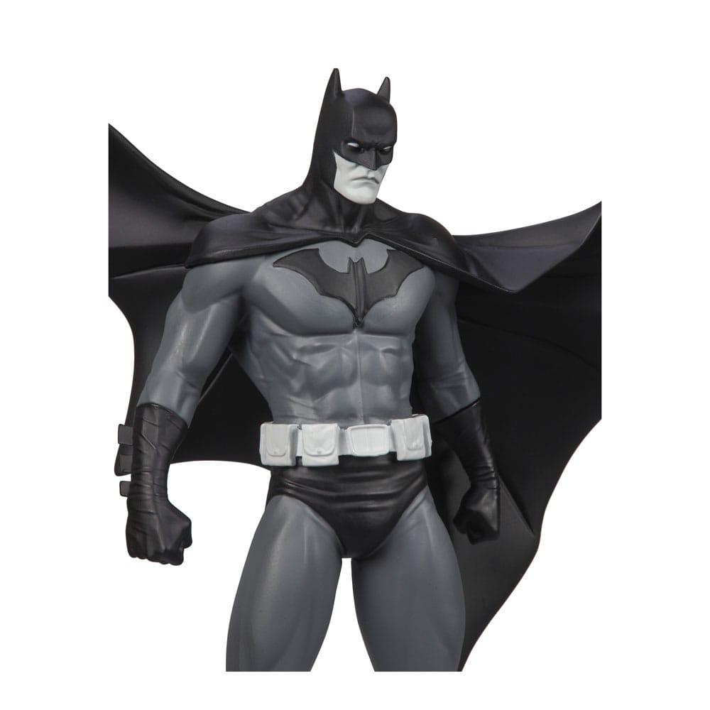 DC Direct Statue Batman Black & White Batman (by Jorge Jimenez) 27 cm