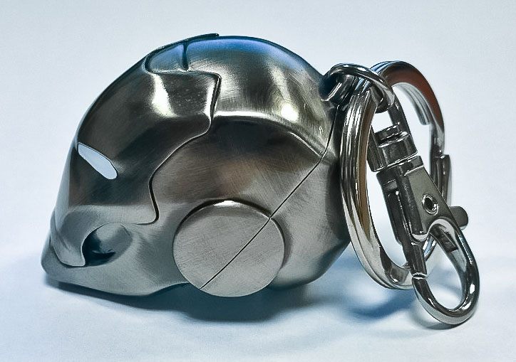 Marvel Comics Metal Keychain Iron Man Helmet Mark II
