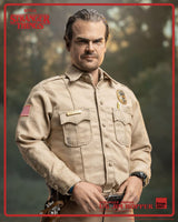 Stranger Things Action Figure 1/6 Jim Hopper (Season 1) 32 cm