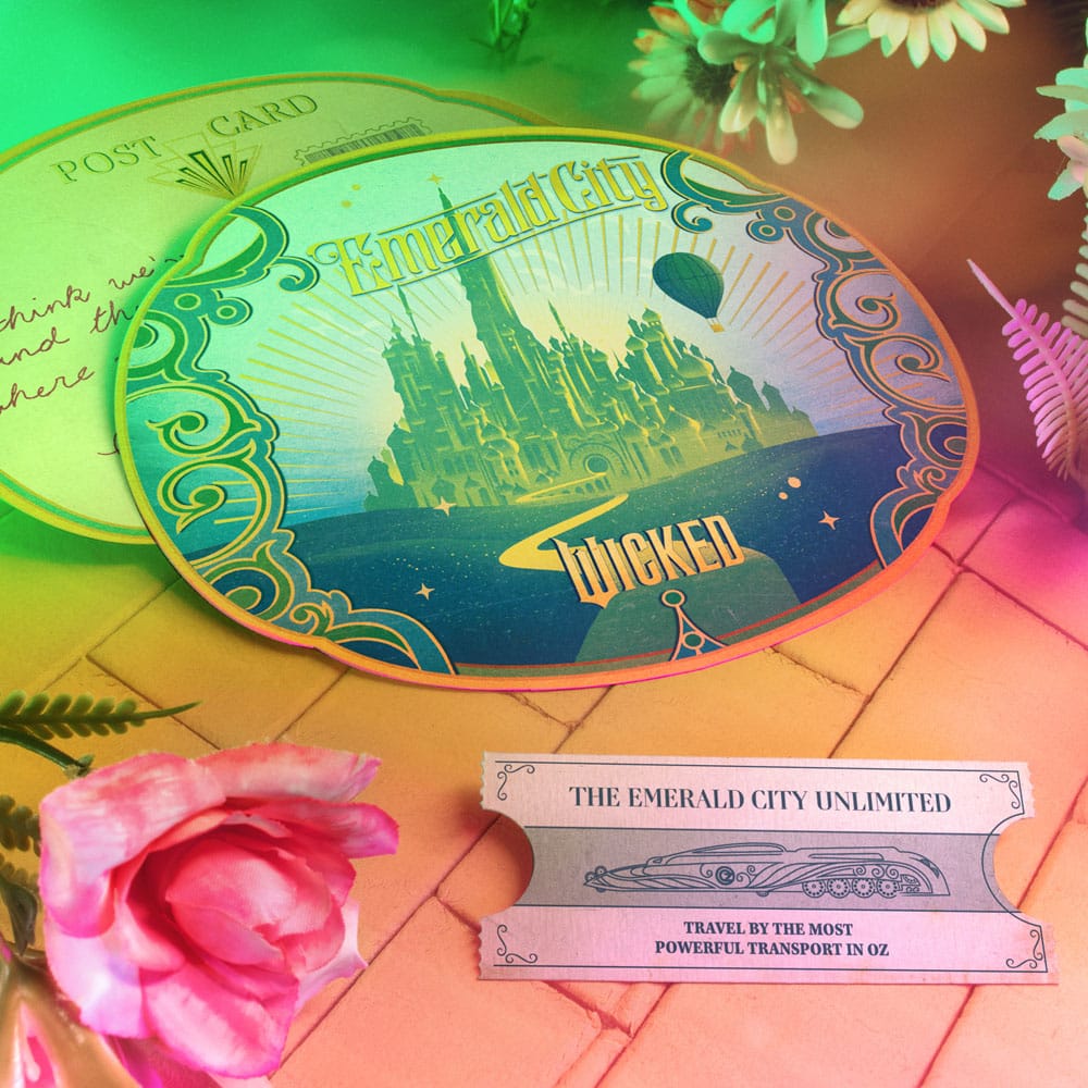 Wicked The Oz Collector's Edition Memorabilia by Doctor Collector