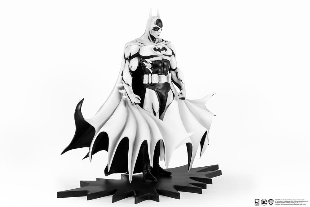 Batman PX PVC Statue 1/8 SDCC 2024 Batman Black & White Version 27 cm  